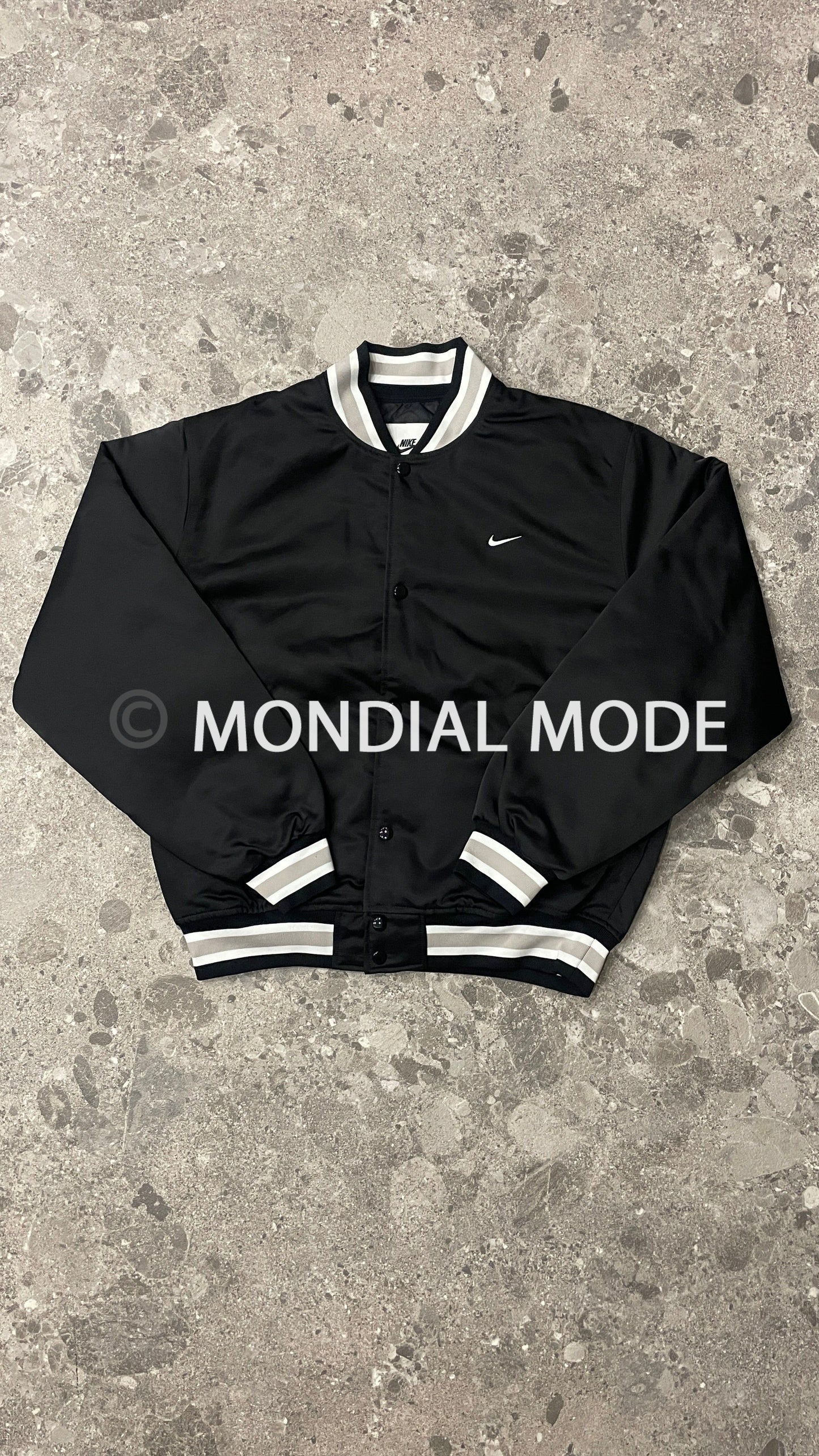 NIKE DX0658-010