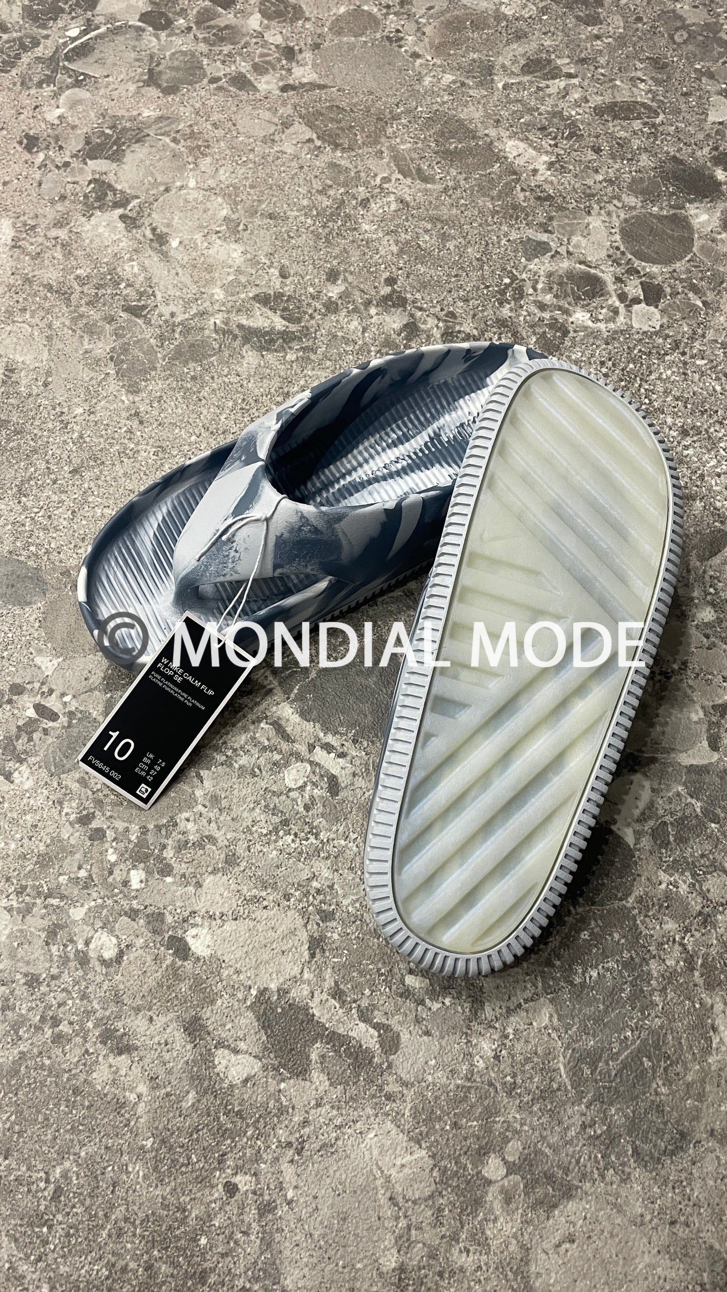 NIKE FV5645-002