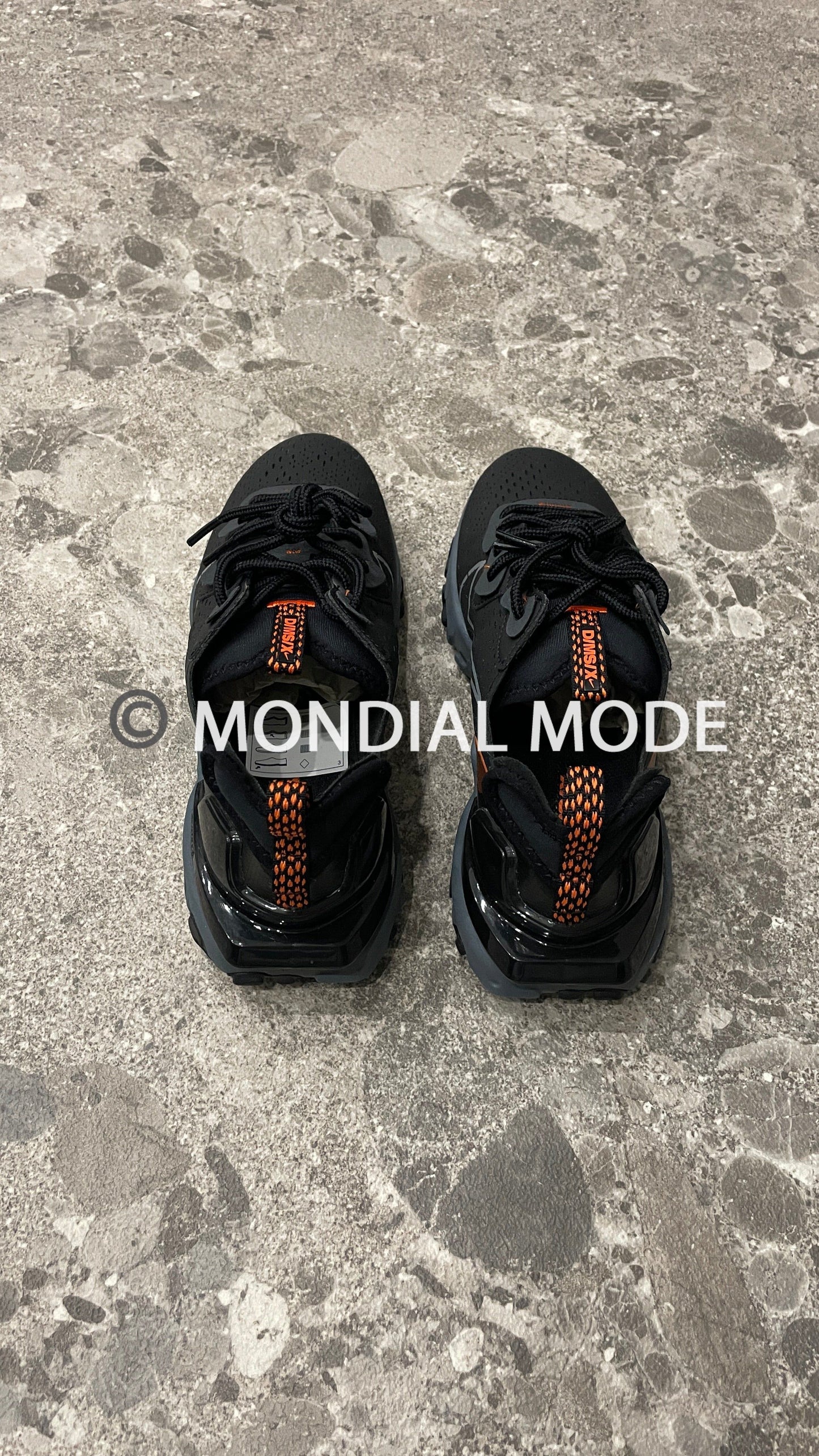 NIKE HJ8997-001