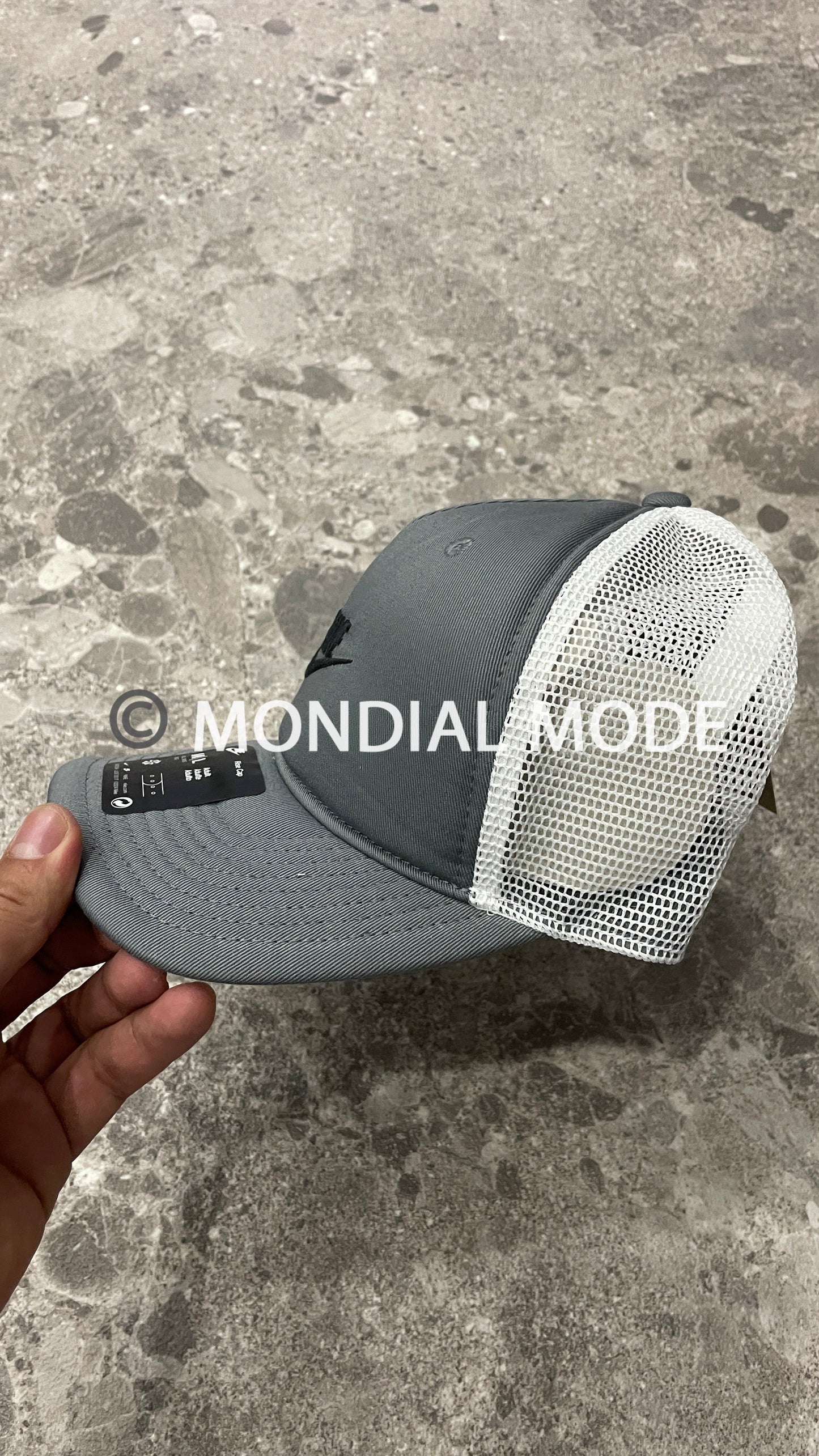 NIKE FB5378-084