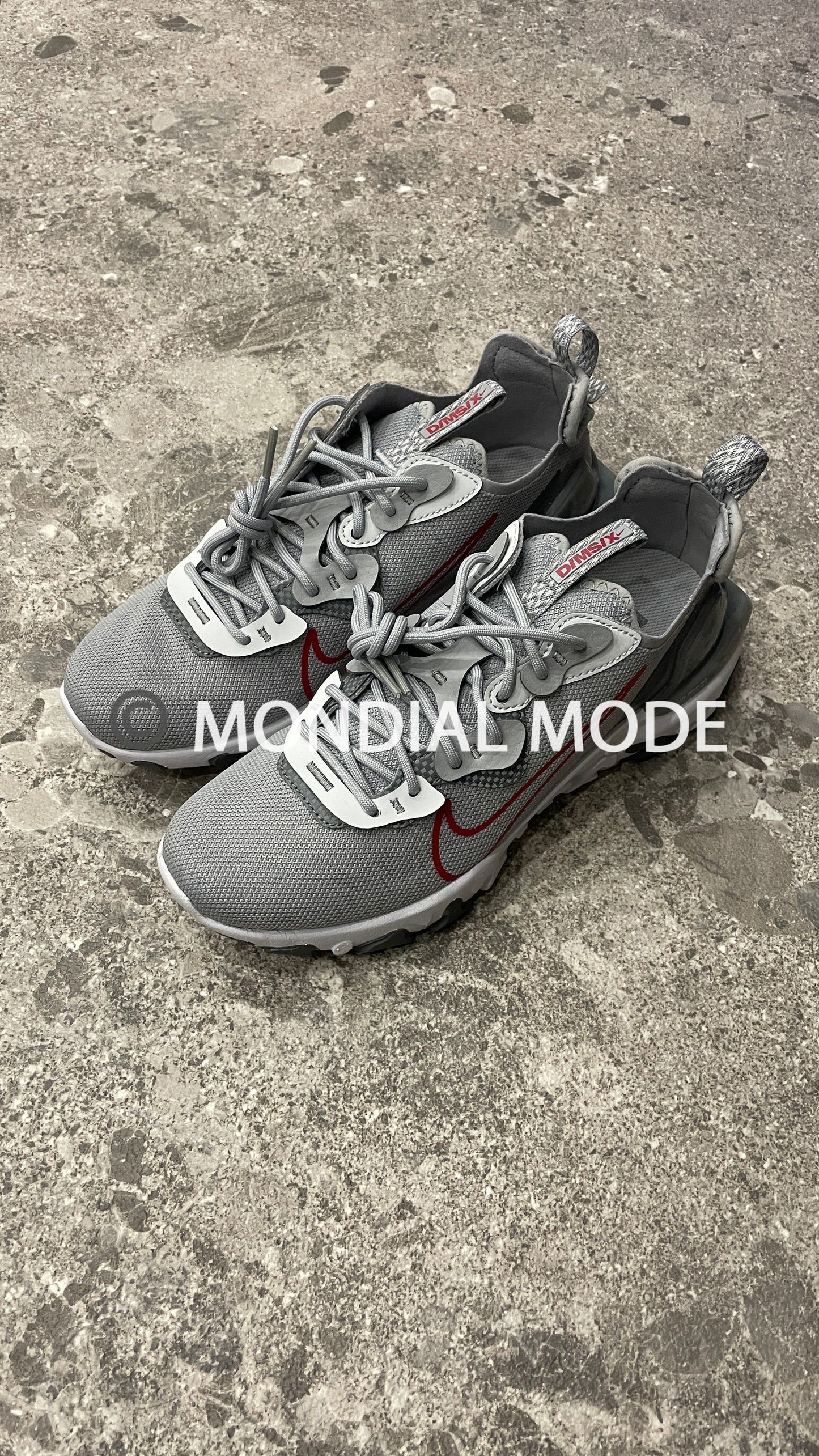 NIKE DM9460-002