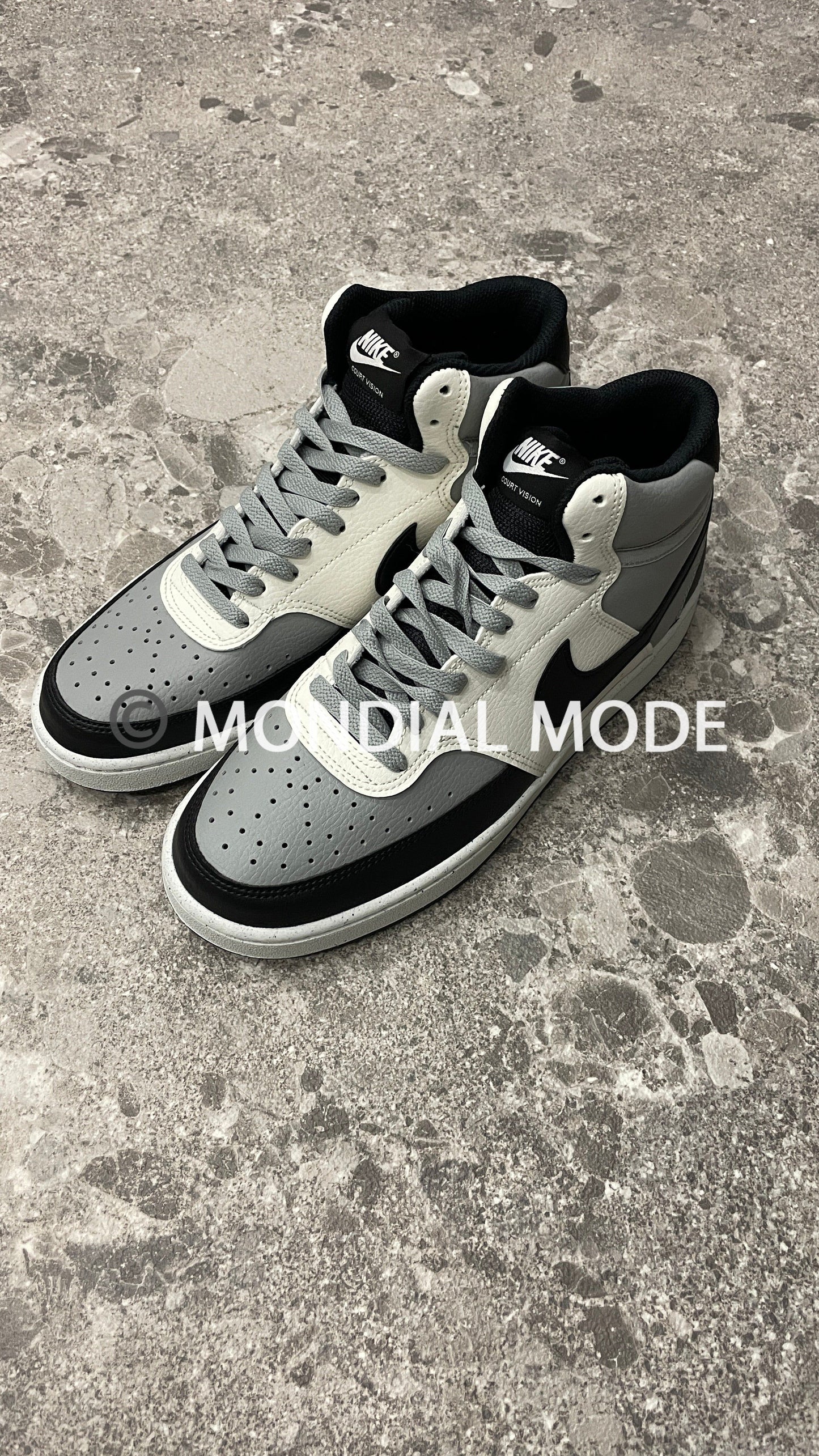 NIKE FB1832-001