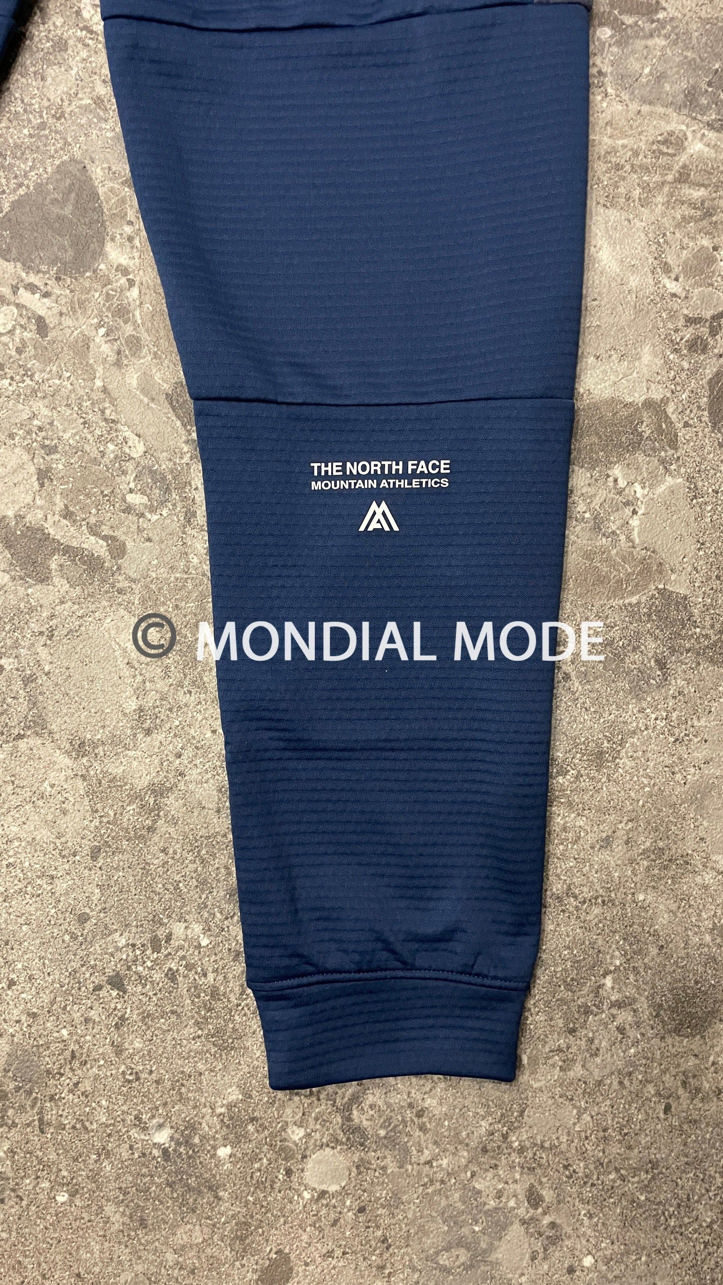 THE NORTH FACE NF0A823U