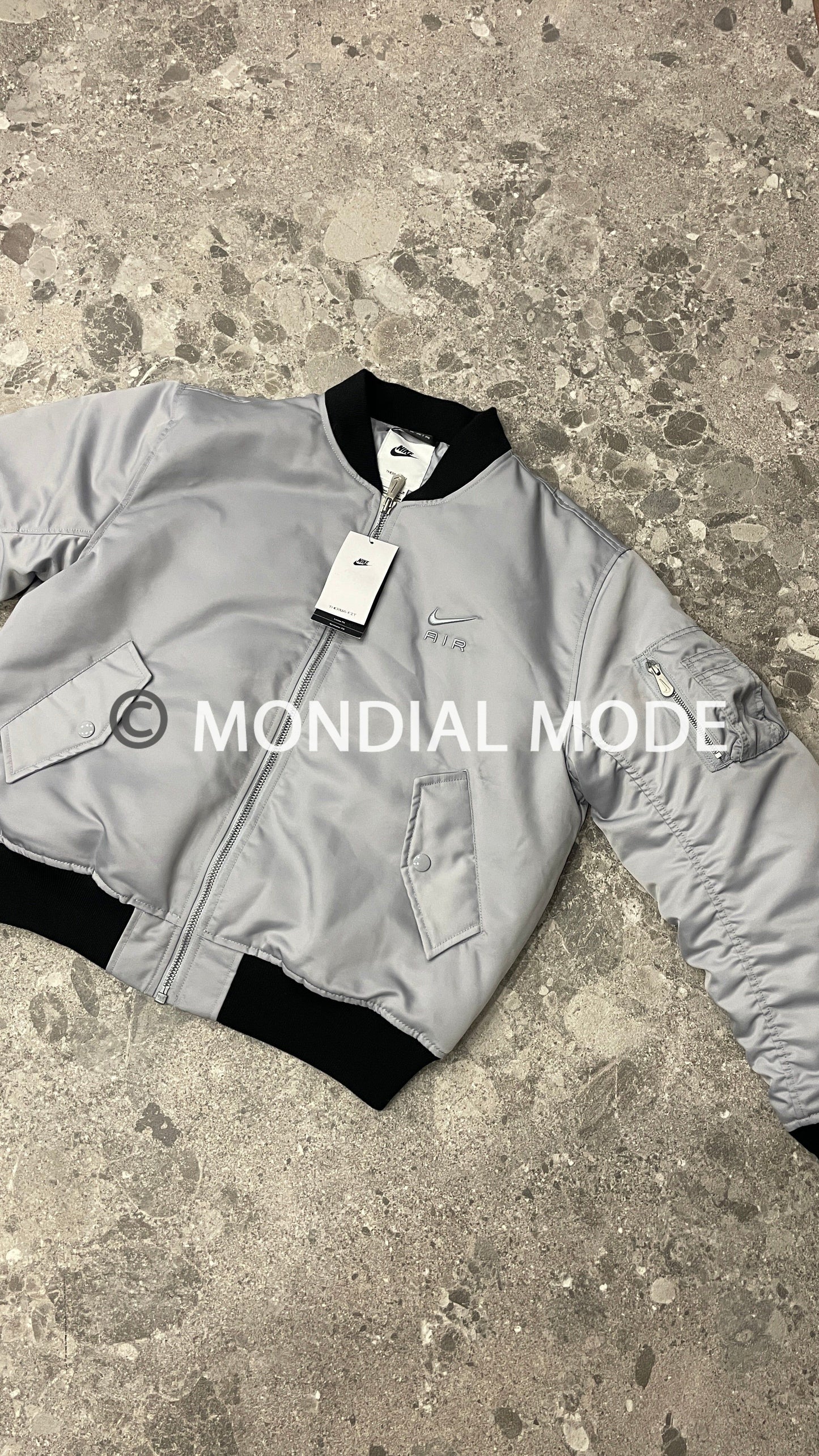 NIKE DV9891-012