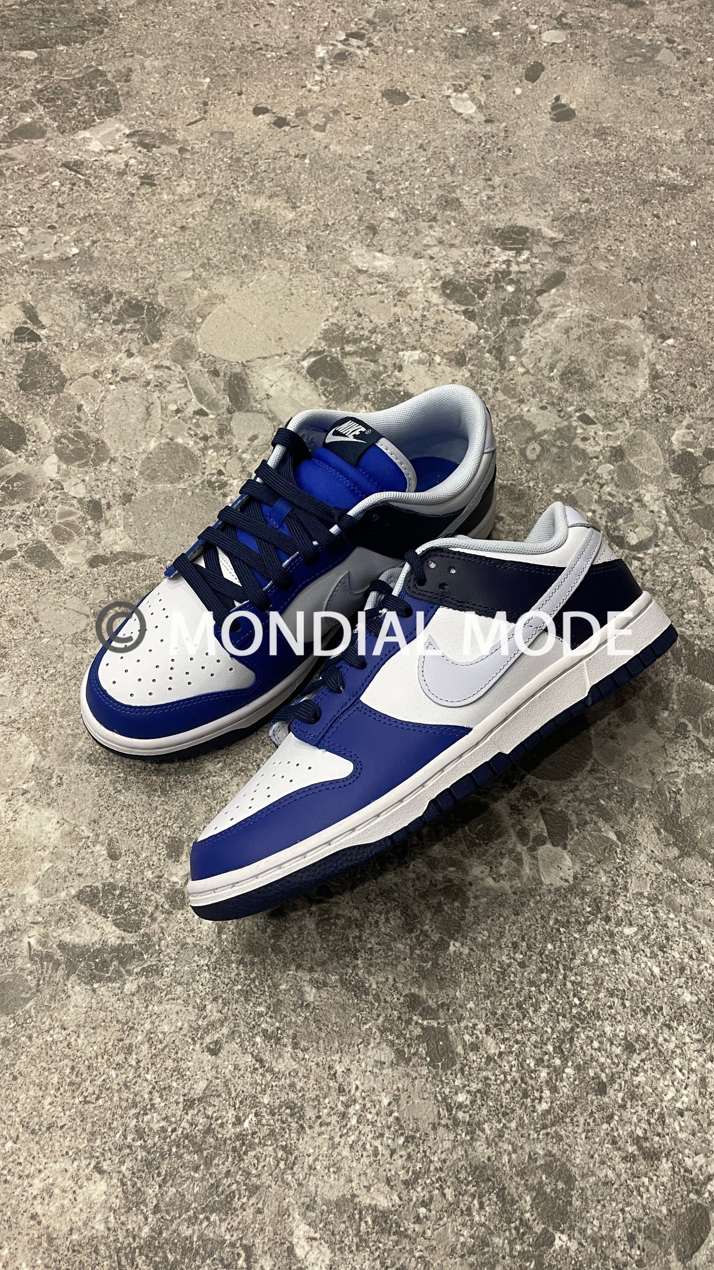NIKE FQ8826-100