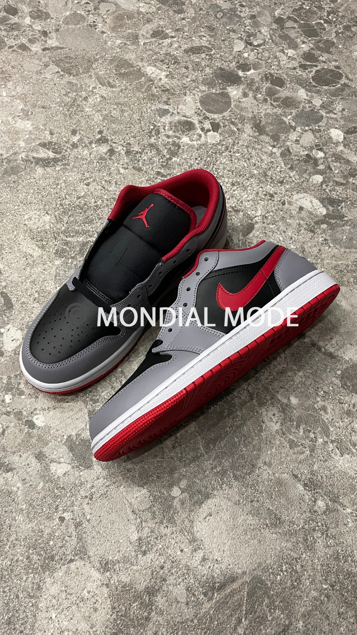 NIKE 553558-060