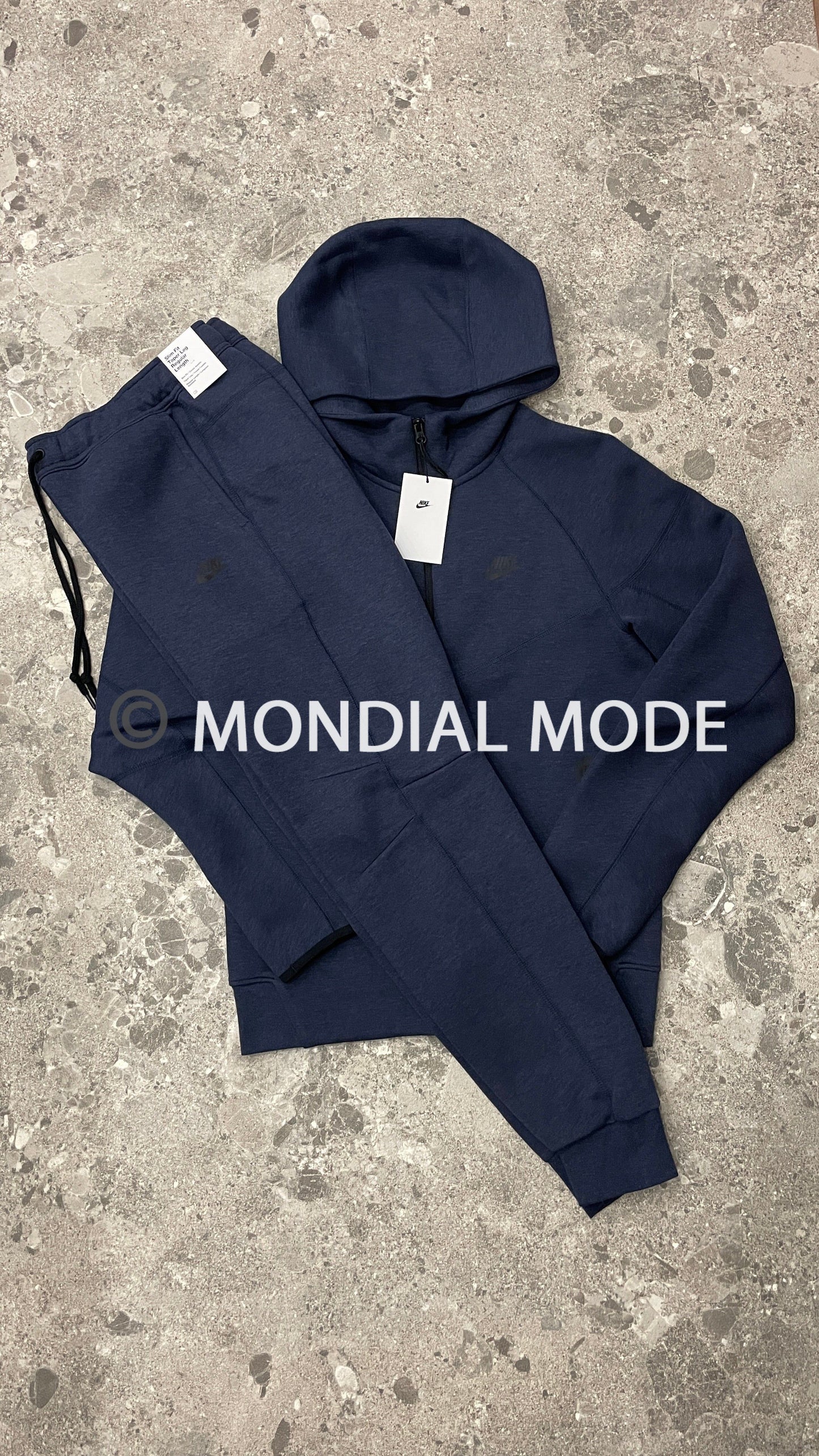 NIKE TECH FLEECE TRACKSUIT