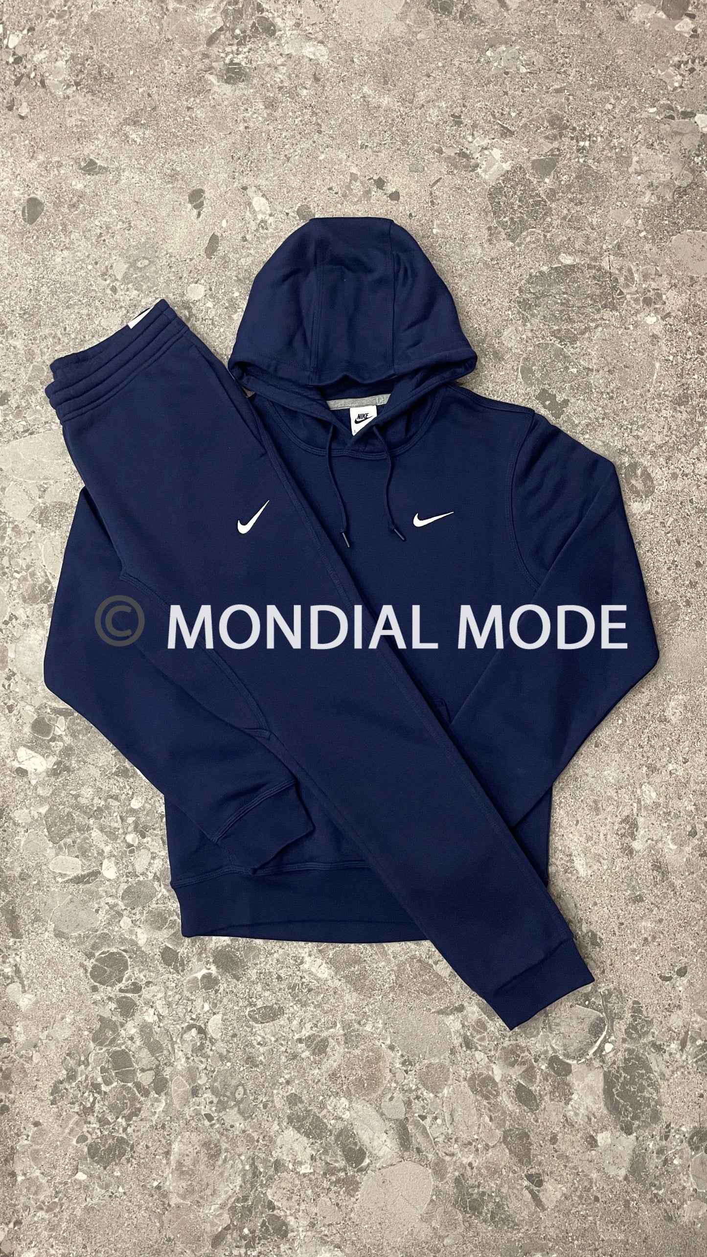 NIKE FLEECE TRACKSUIT