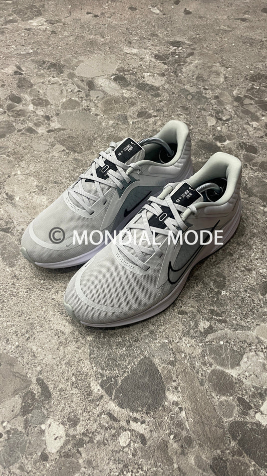 NIKE DD0204-002