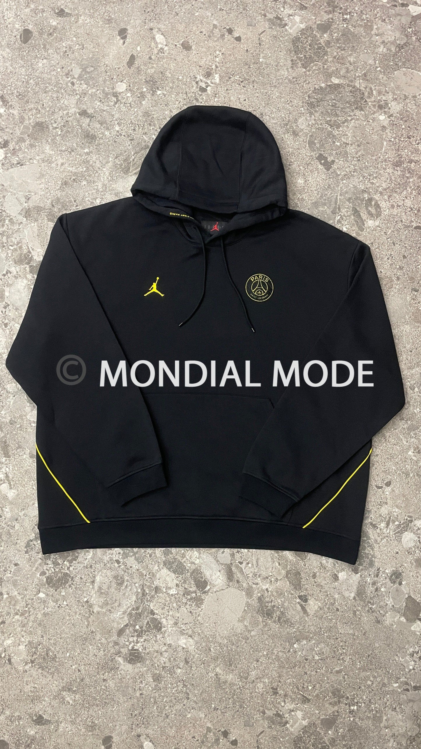 NIKE DV0611-010