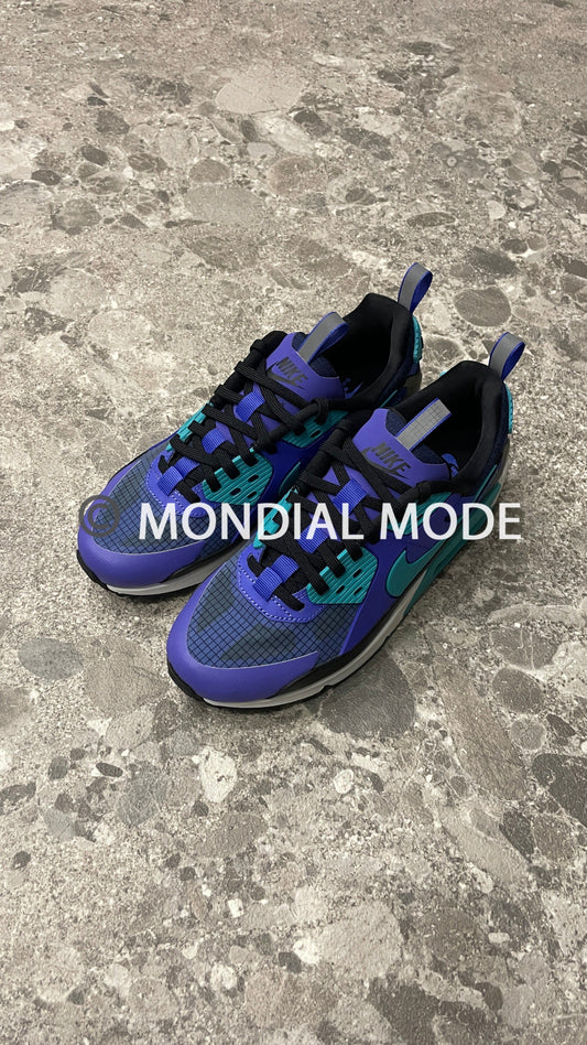NIKE FB2877-500