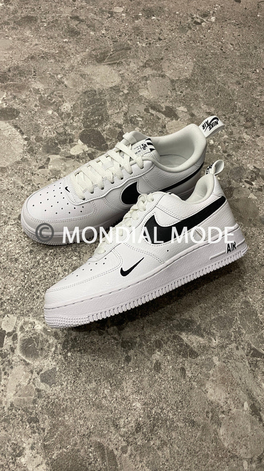 NIKE FV1320-100