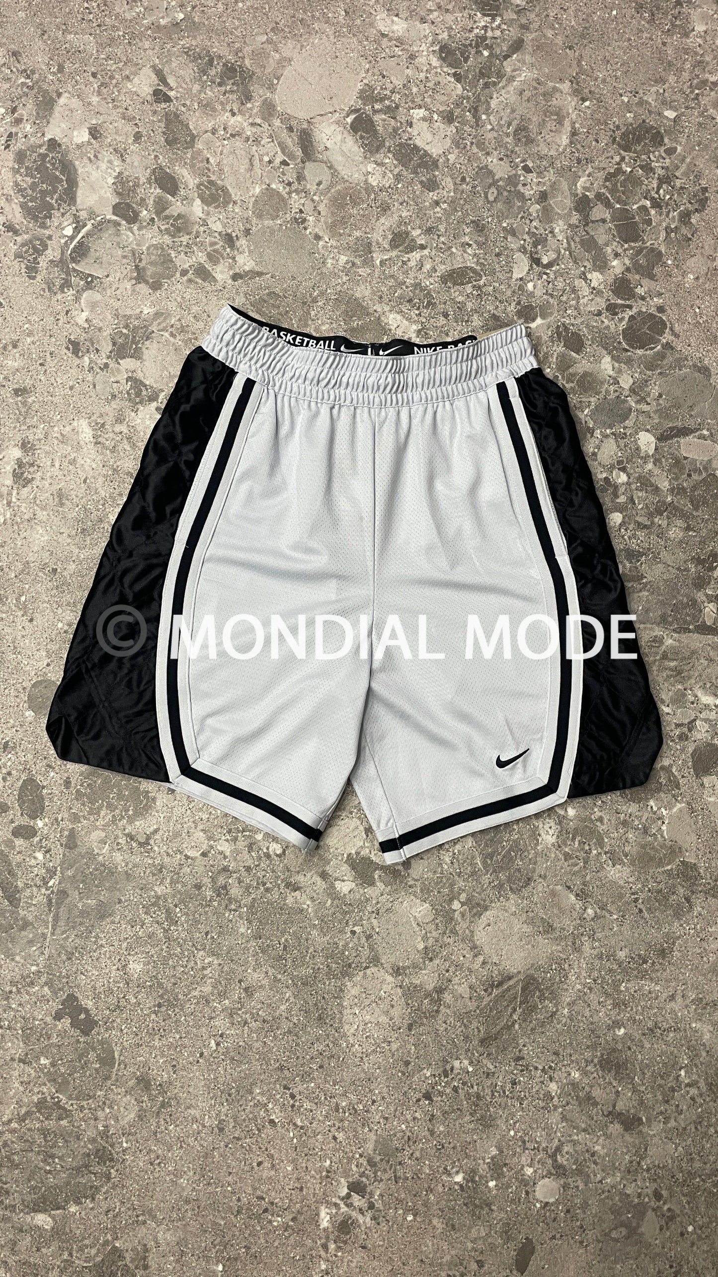 NIKE FZ0658-043