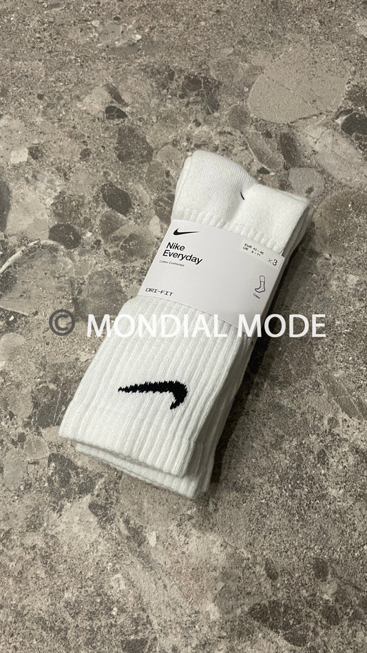 NIKE SX7664-100
