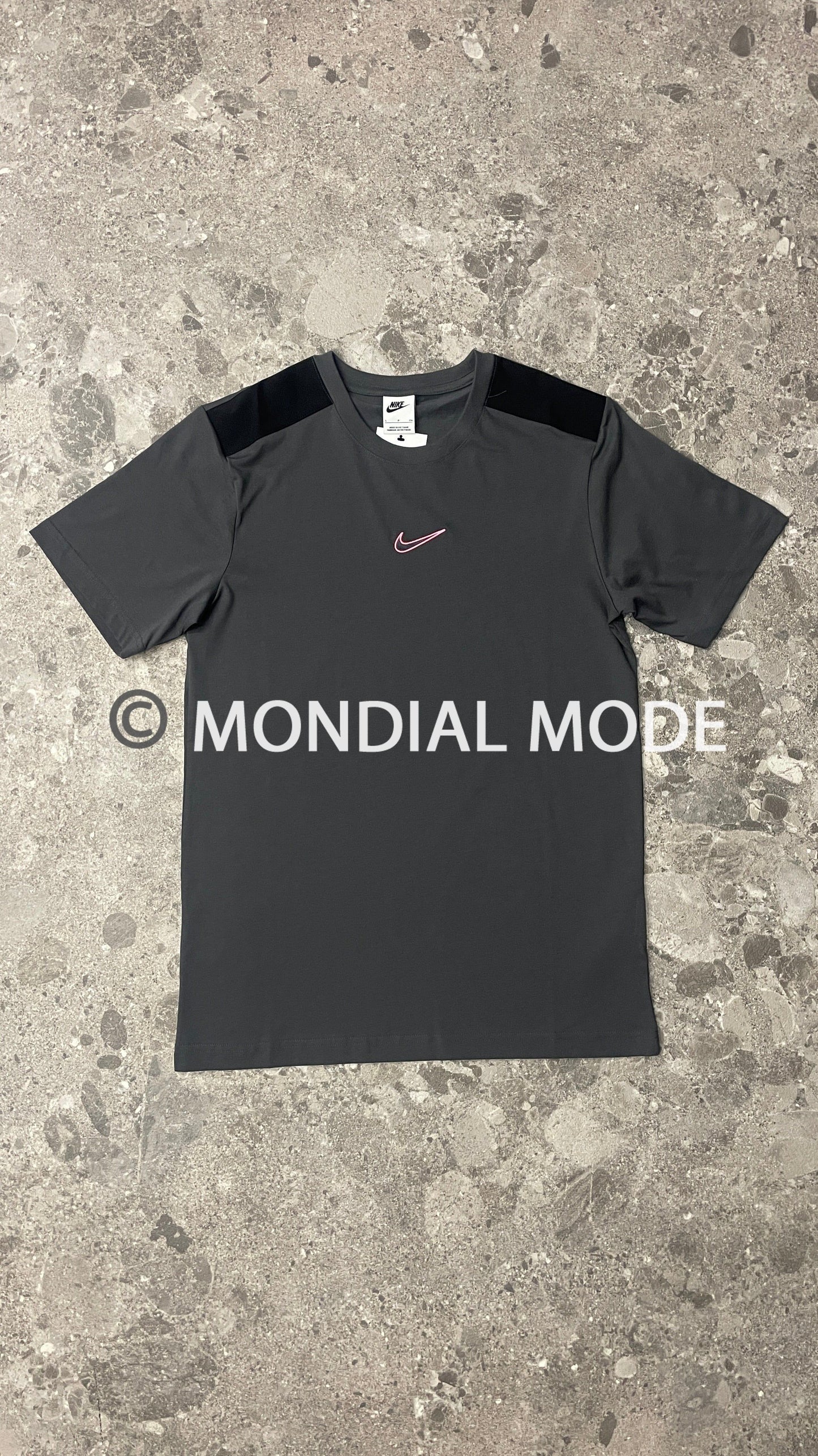 NIKE FQ8821-068