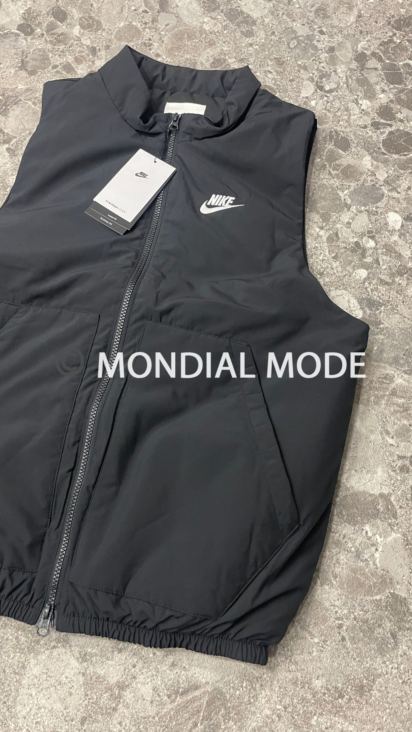 NIKE DX0676-010