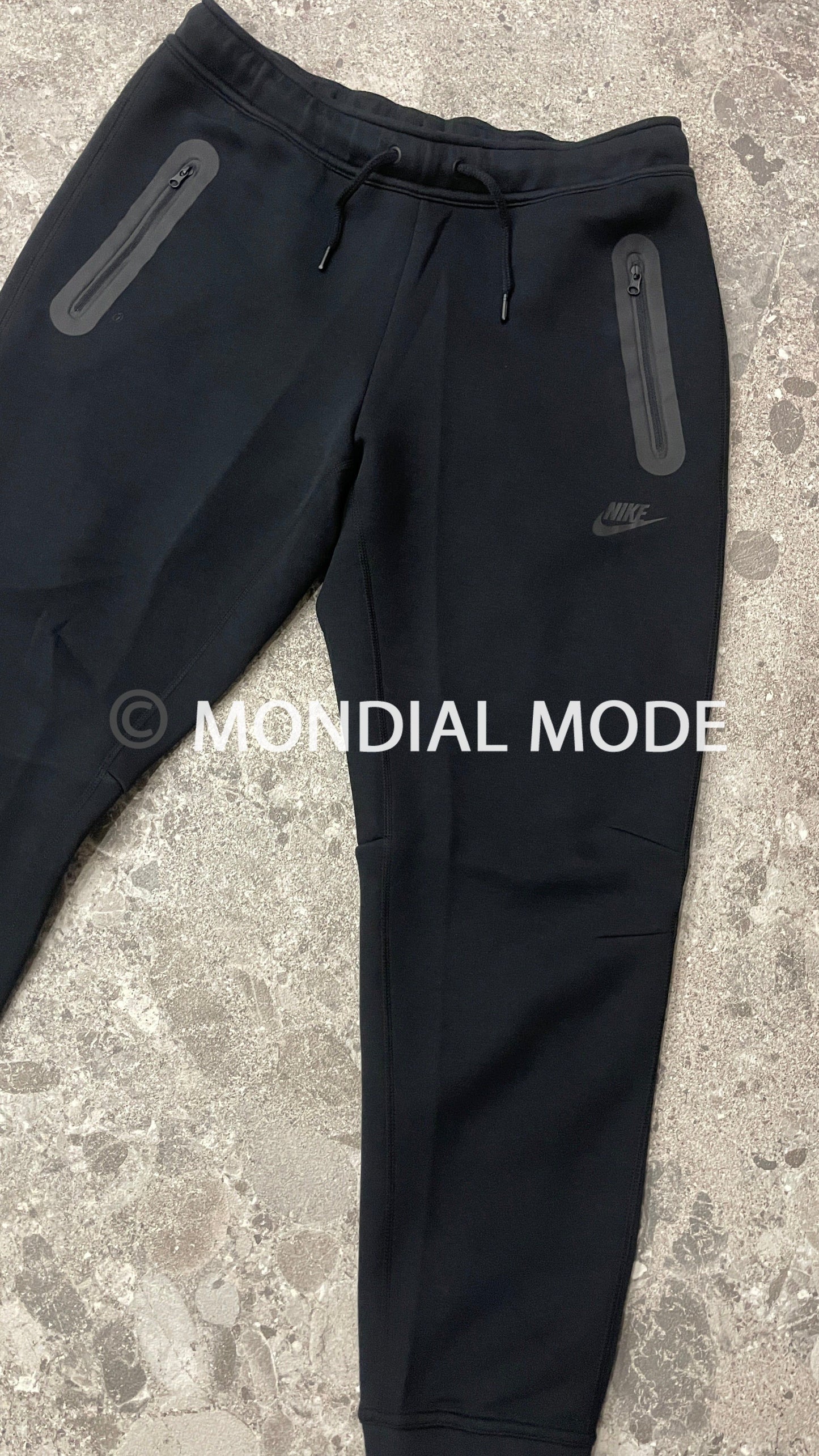 NIKE FD3299-010
