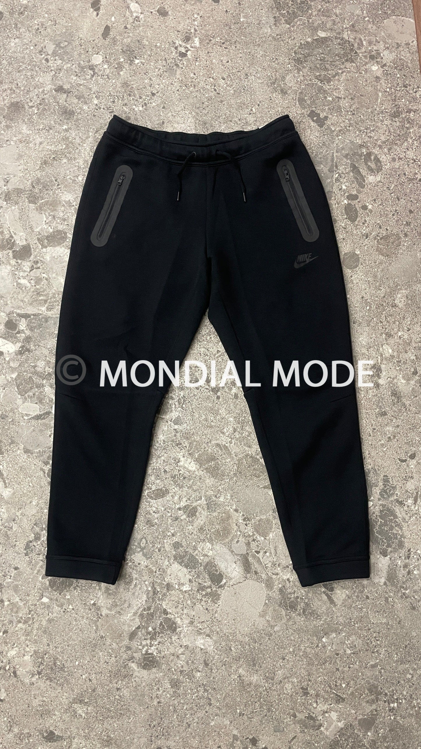NIKE FD3299-010