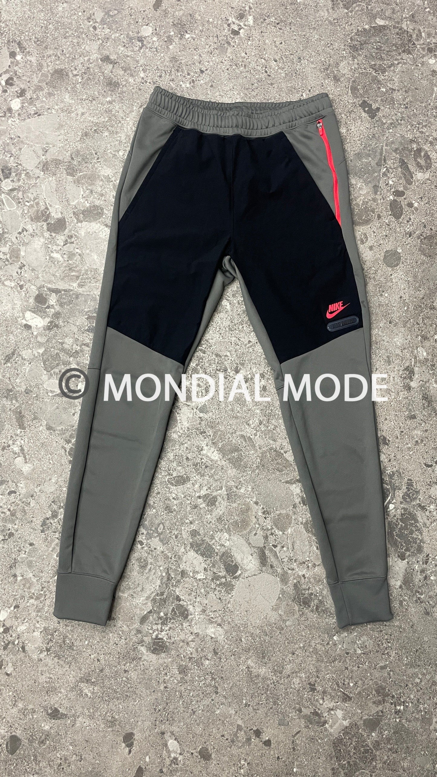 NIKE FB1436-029