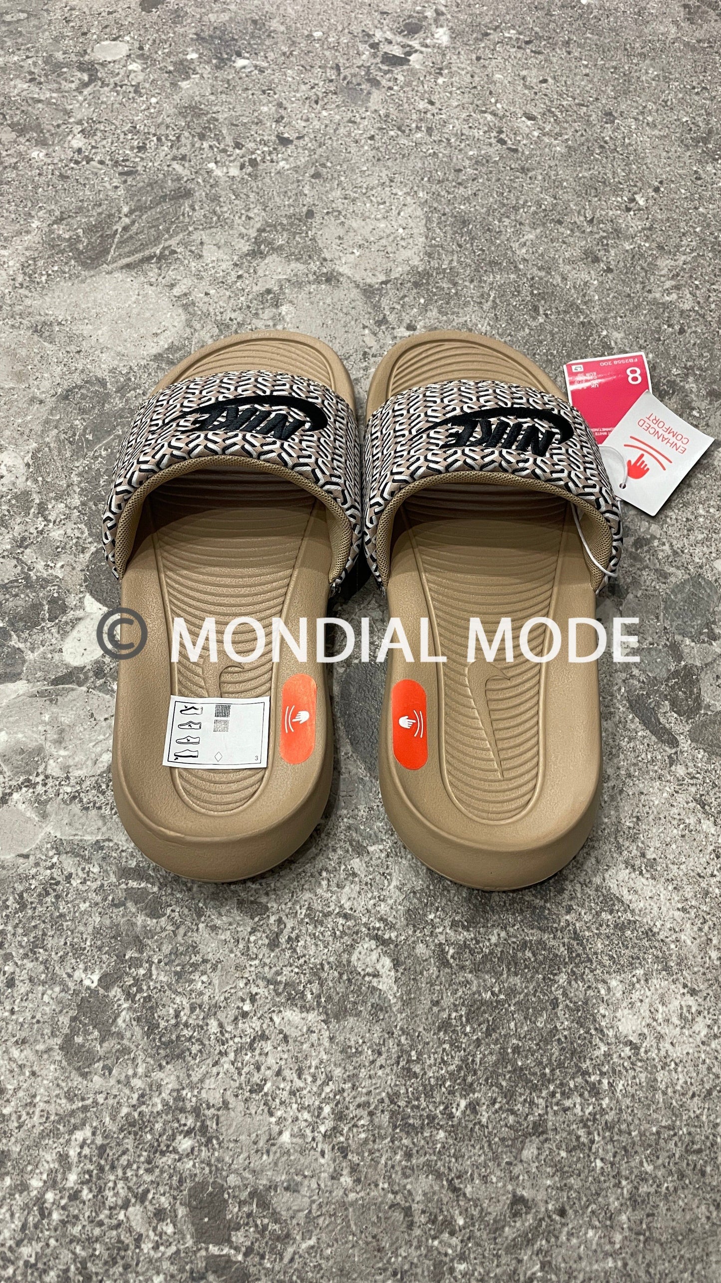 NIKE FB2558-200