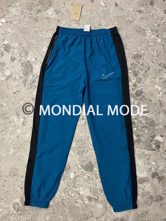 NIKE DV9736-301