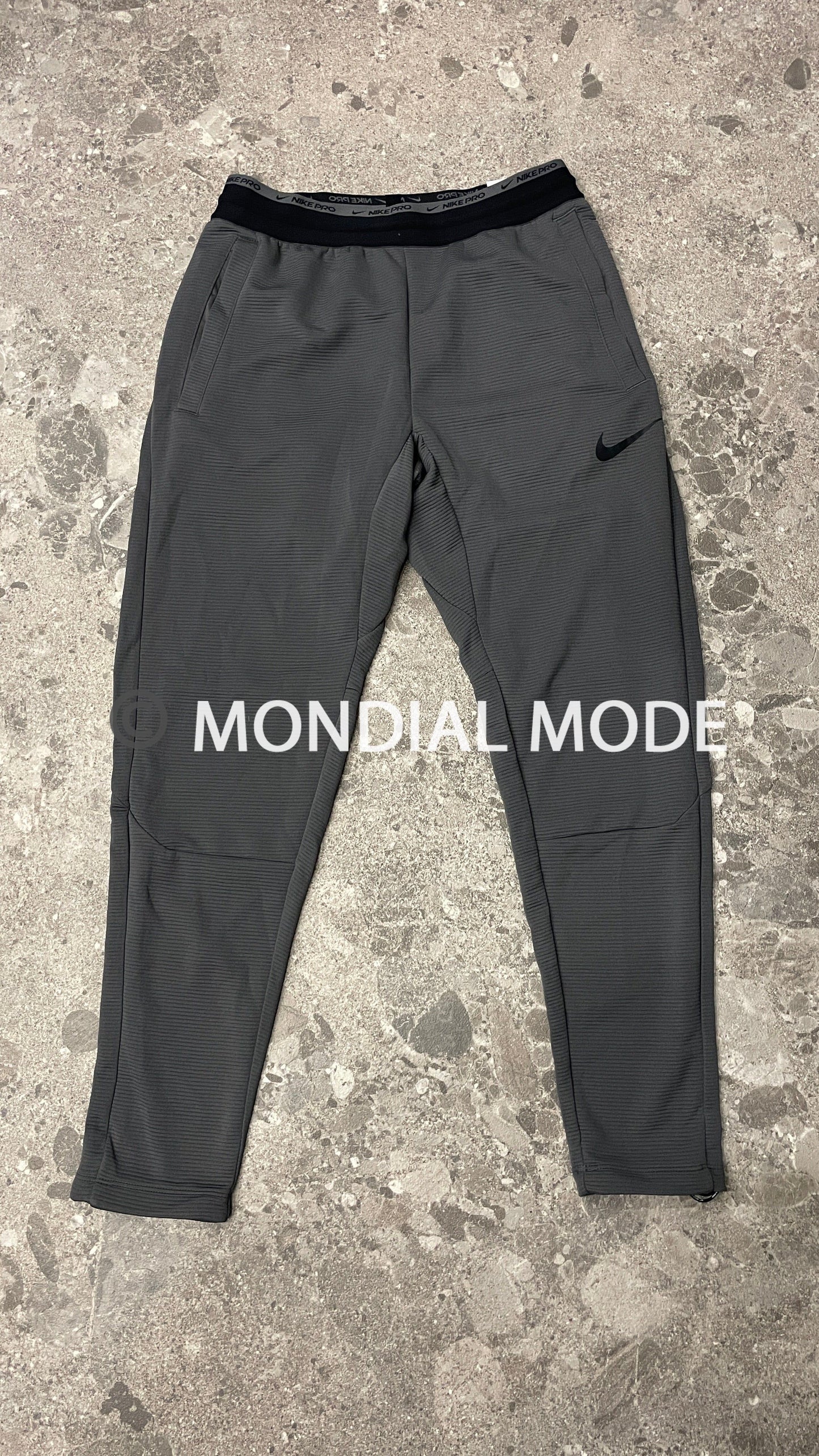 NIKE DM5886-068