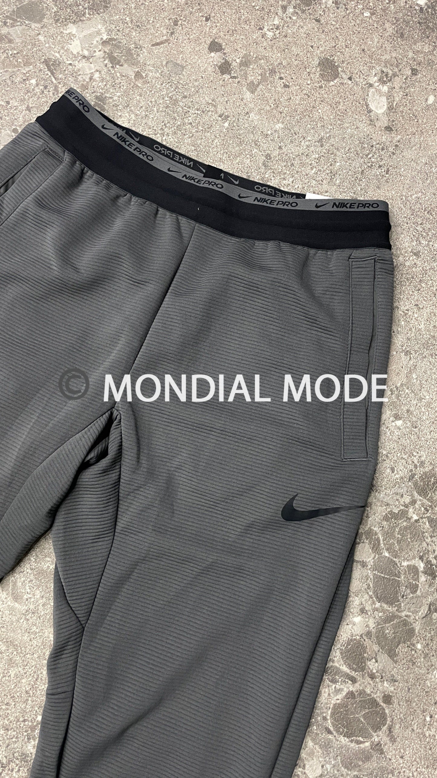 NIKE DM5886-068