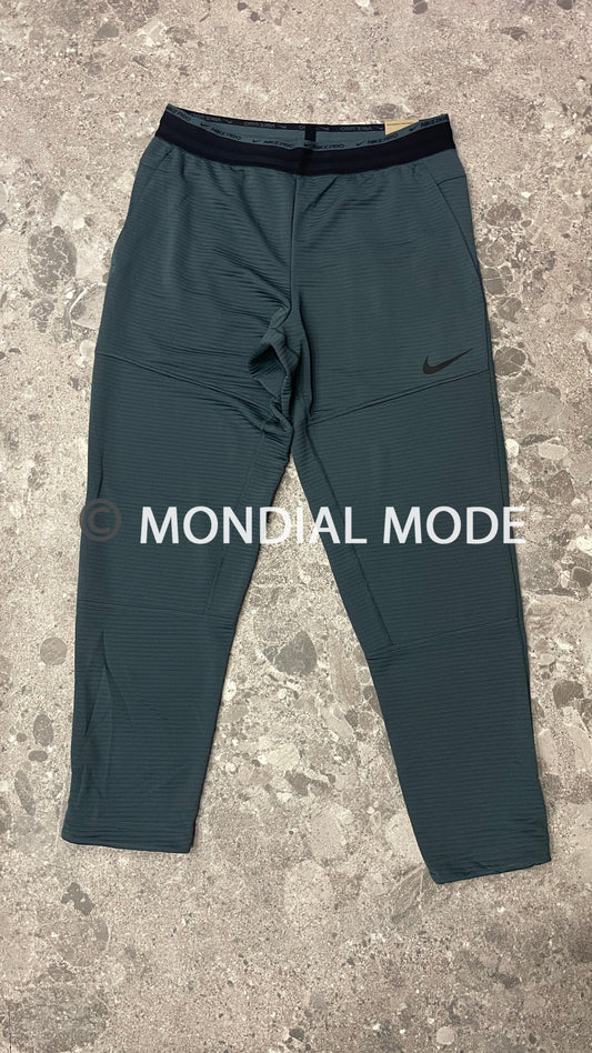 NIKE DV9910-309