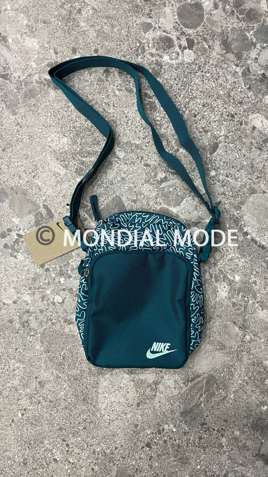 NIKE FB2861-381