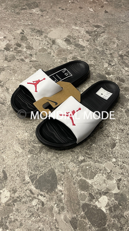 NIKE AR6374-016