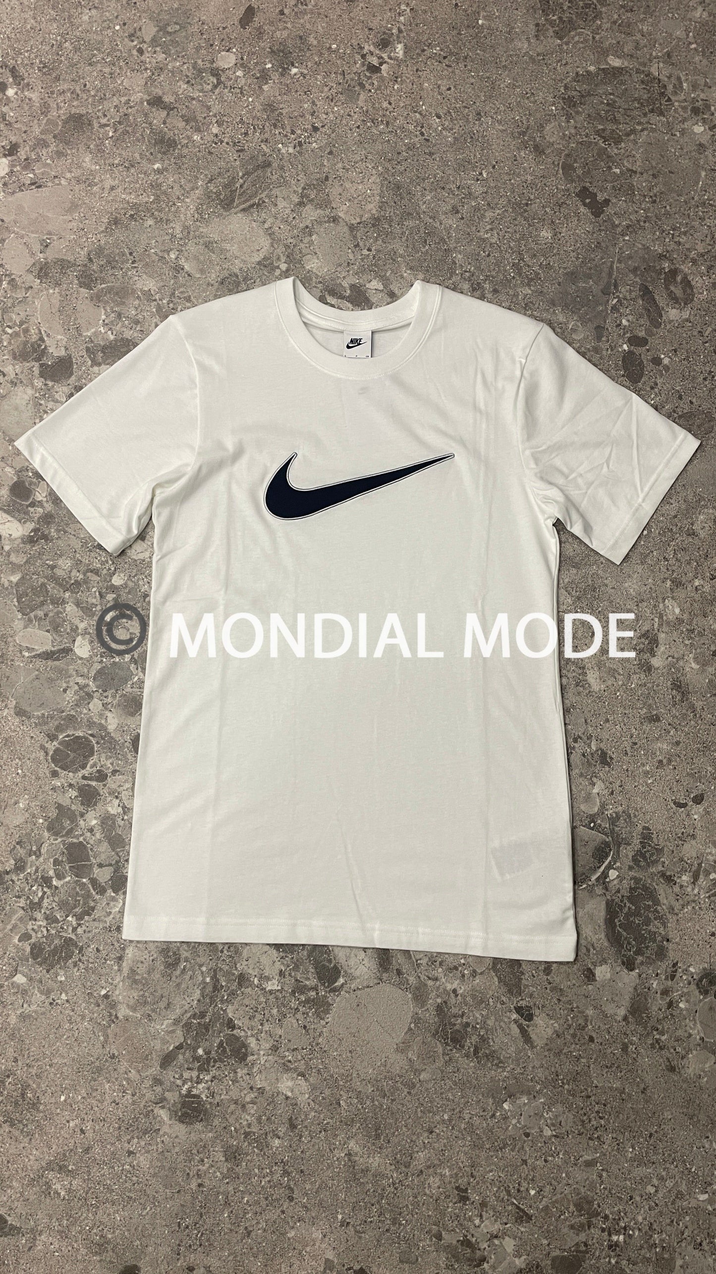 NIKE FN0248-100