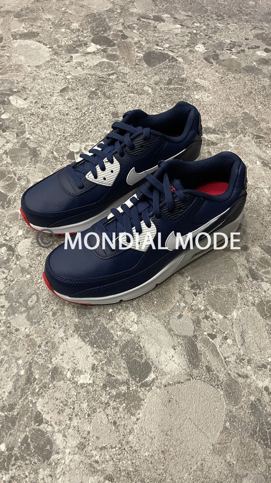 NIKE DV3607-400