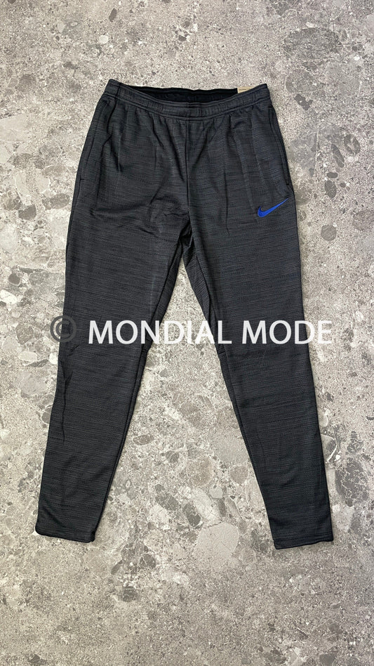 NIKE FB6341-011