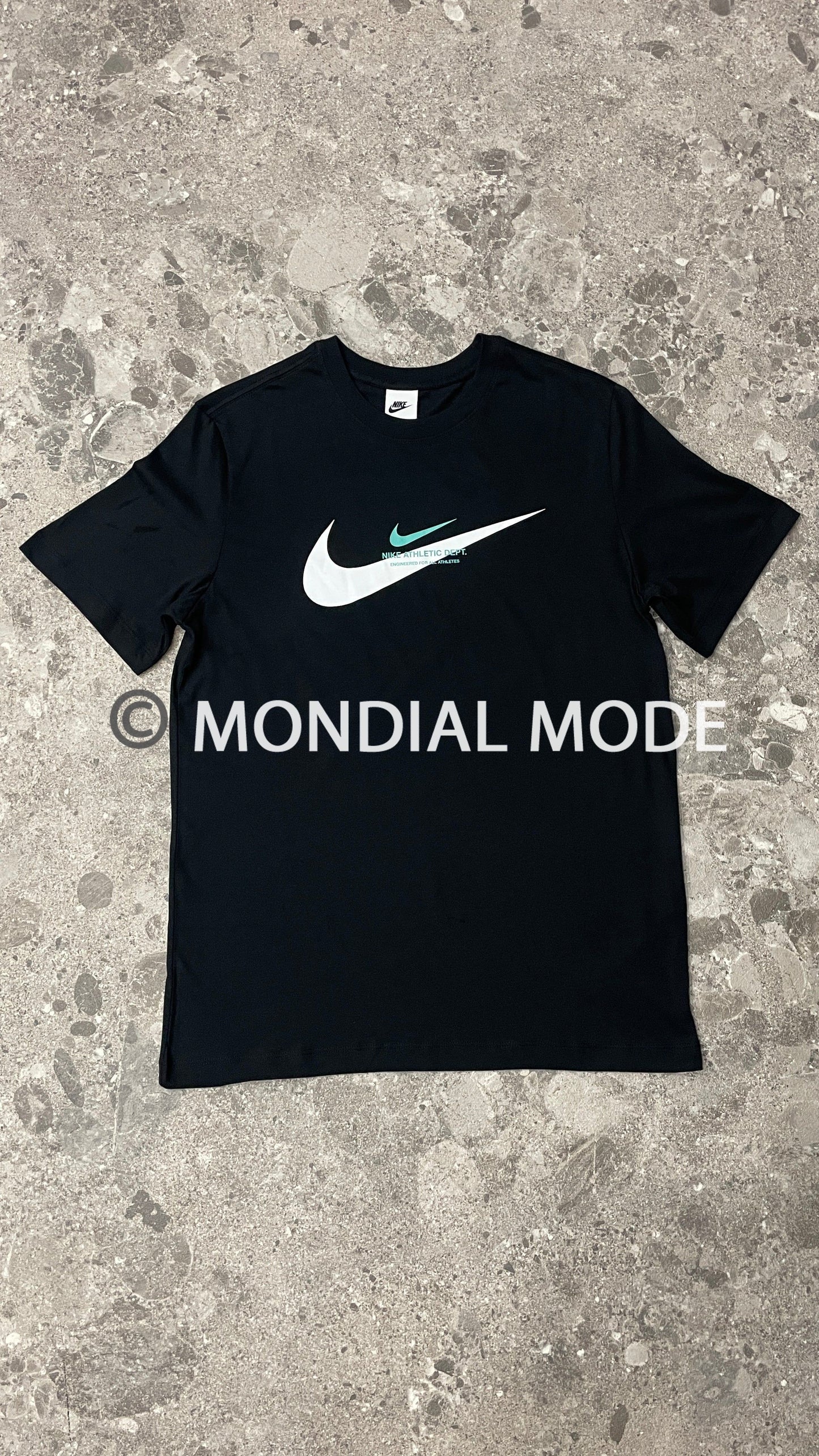 NIKE HF0557-011