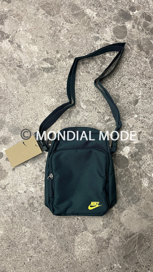 NIKE DB0456-328
