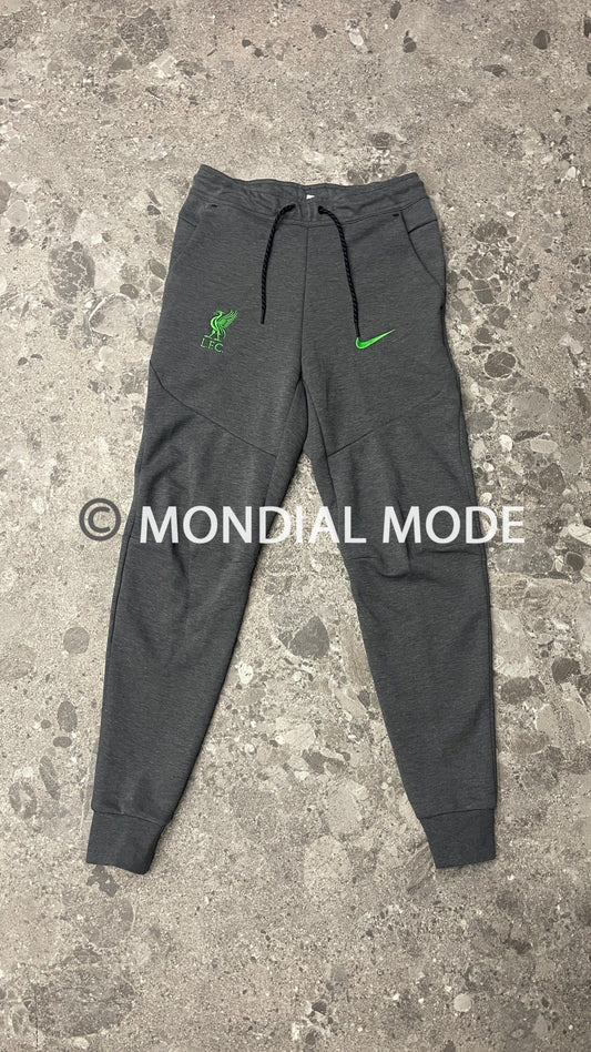 NIKE DV4834-071