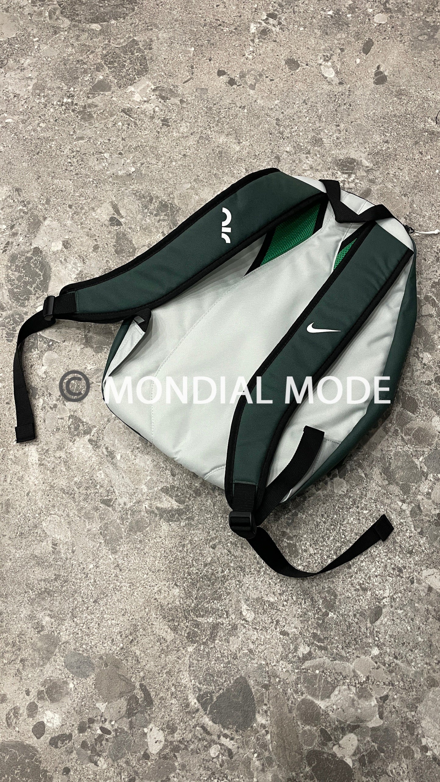 NIKE DV6246-338