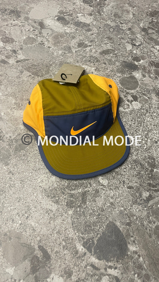 NIKE FB5624-716
