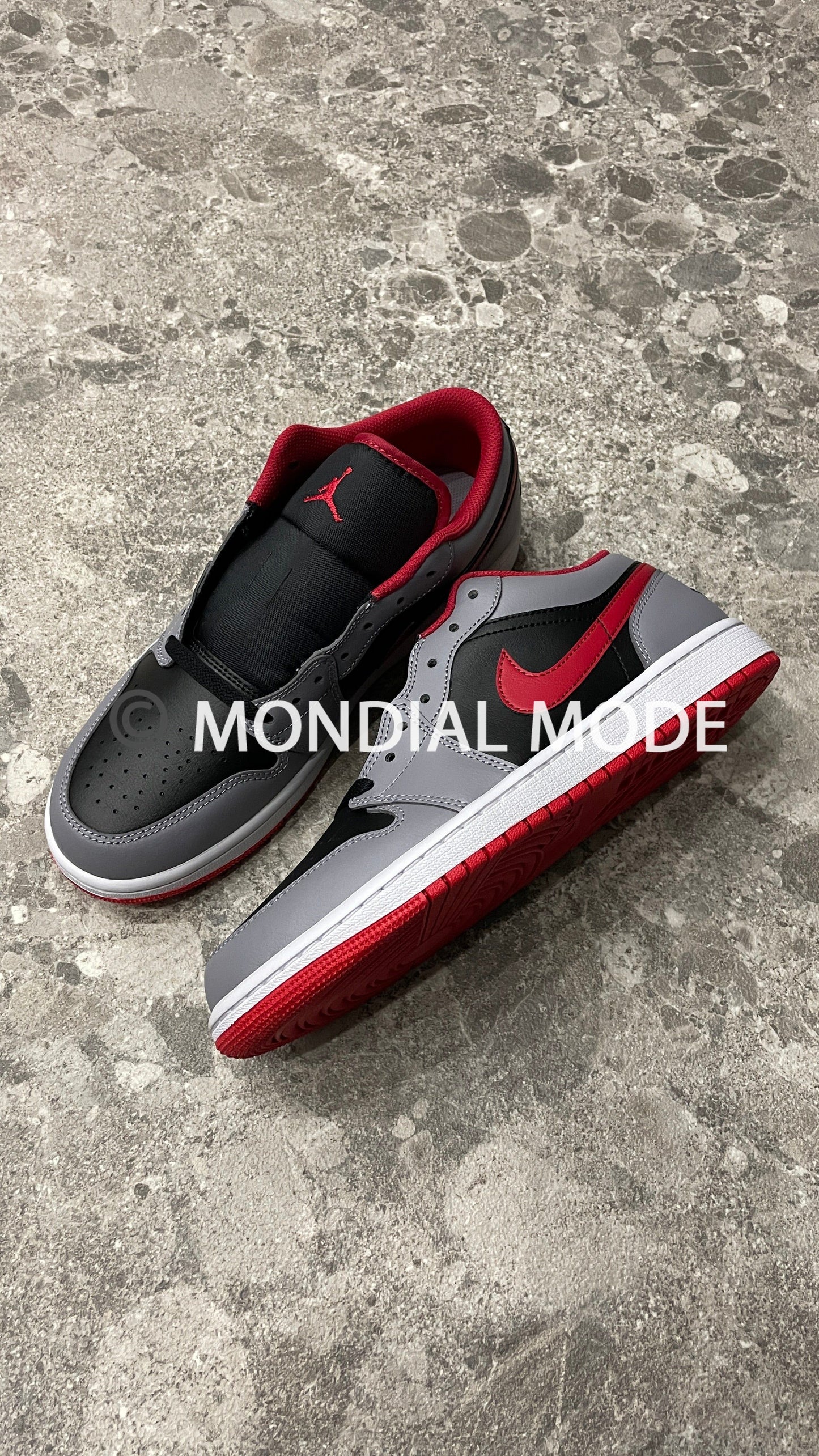 NIKE 553558-060
