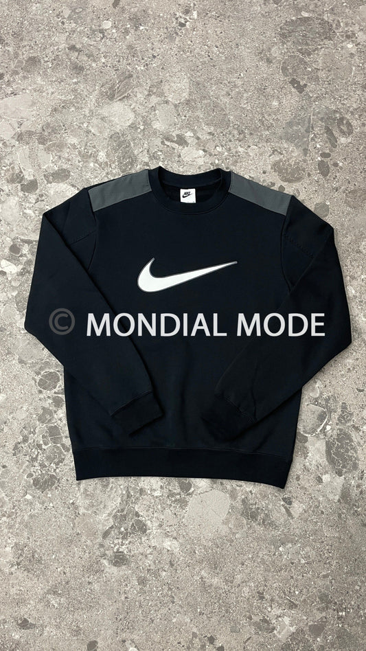 NIKE FN0245-010