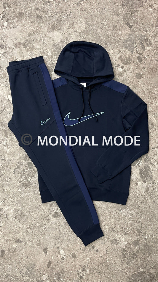 NIKE FLEECE TRACKSUIT