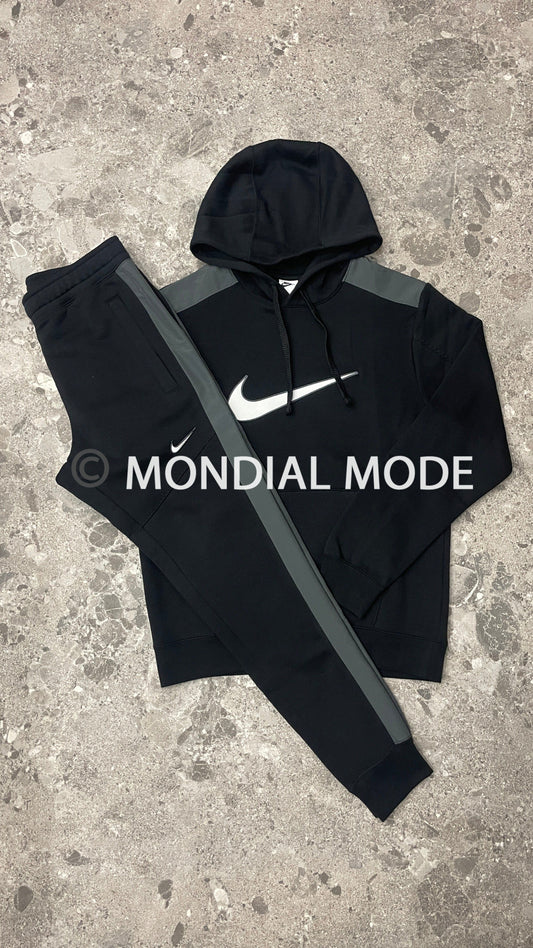 NIKE FLEECE TRACKSUIT