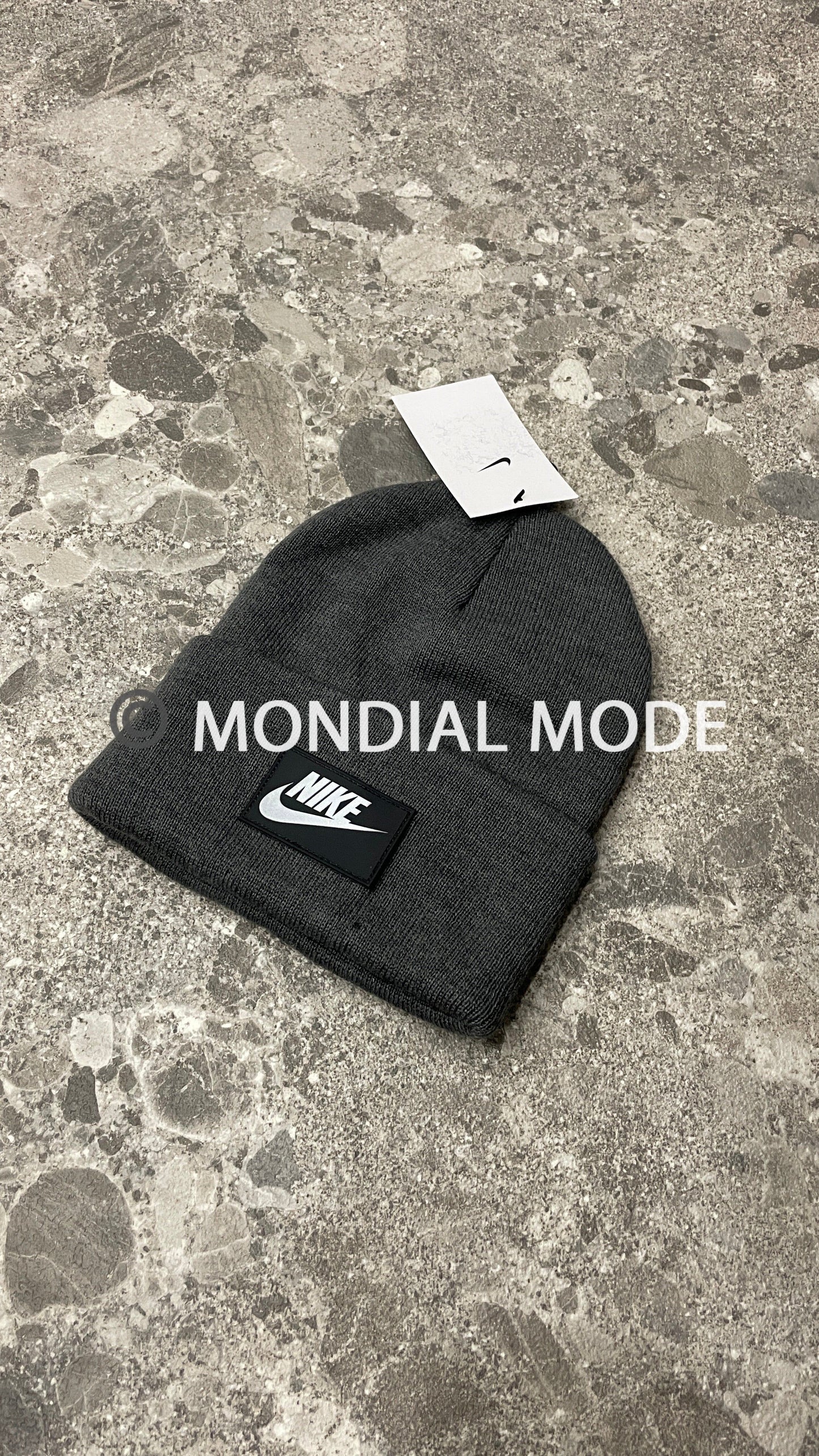 NIKE DO8145-071