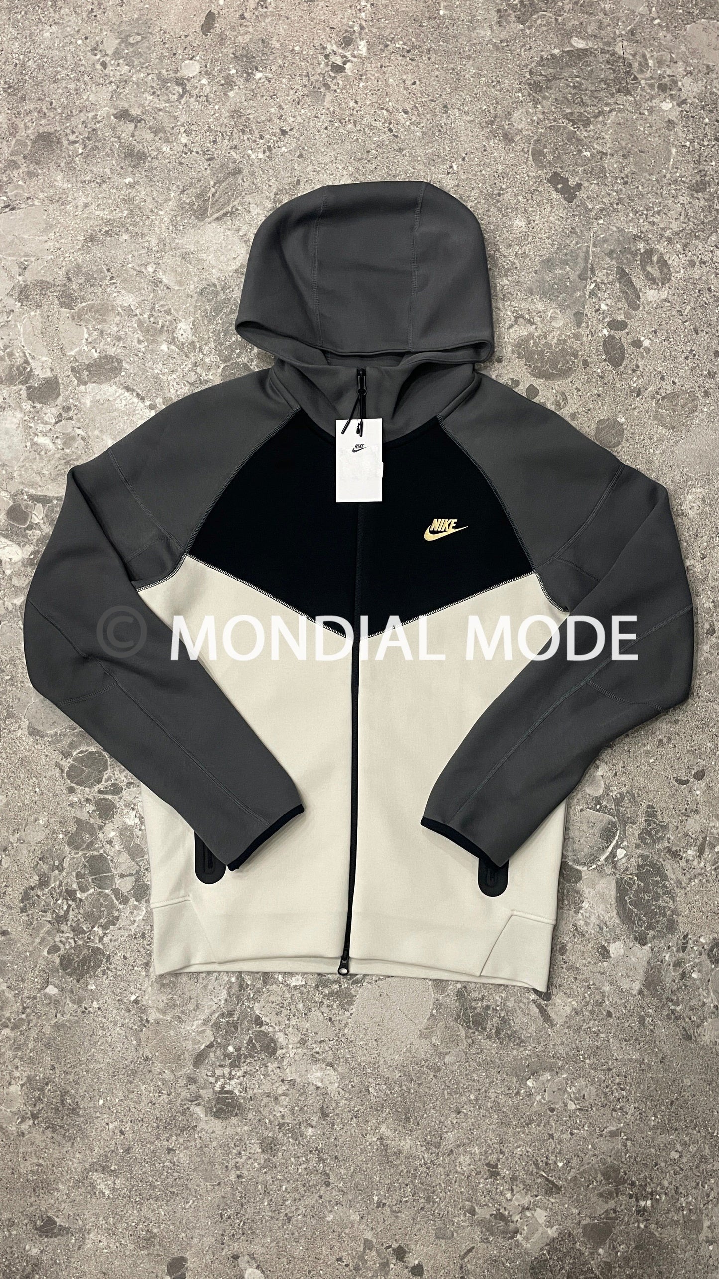 NIKE FZ4709-104