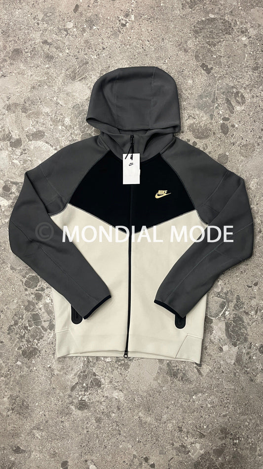 NIKE FZ4709-104