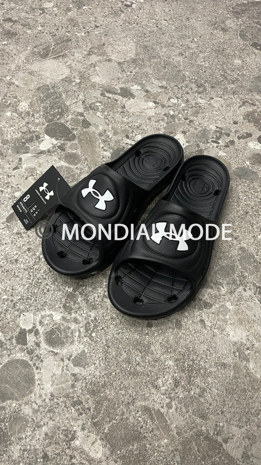 UNDER ARMOUR 3023758-001