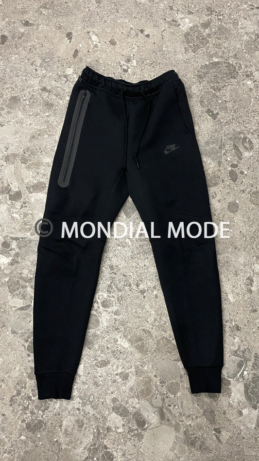 NIKE FB8002-010