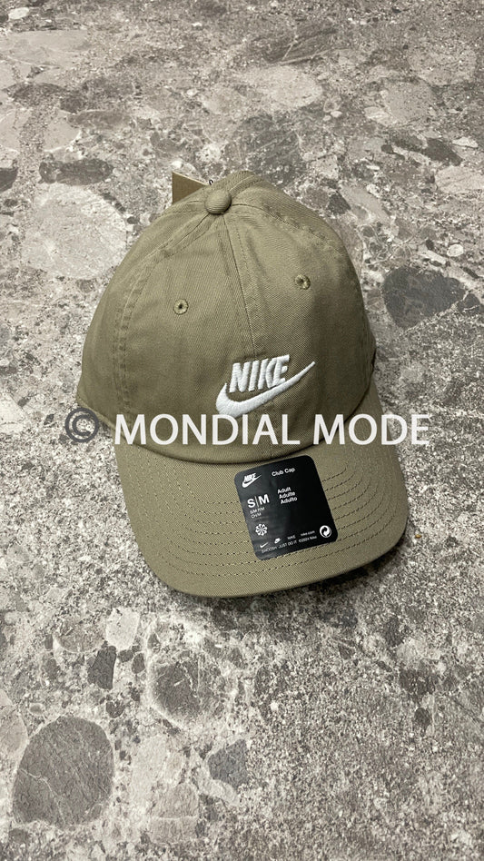 NIKE FB5368-247