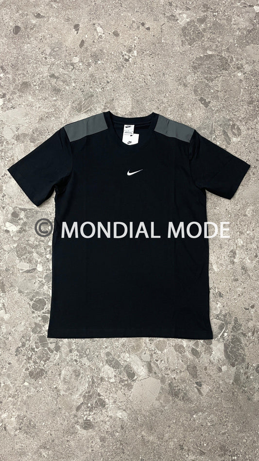 NIKE FQ8821-010