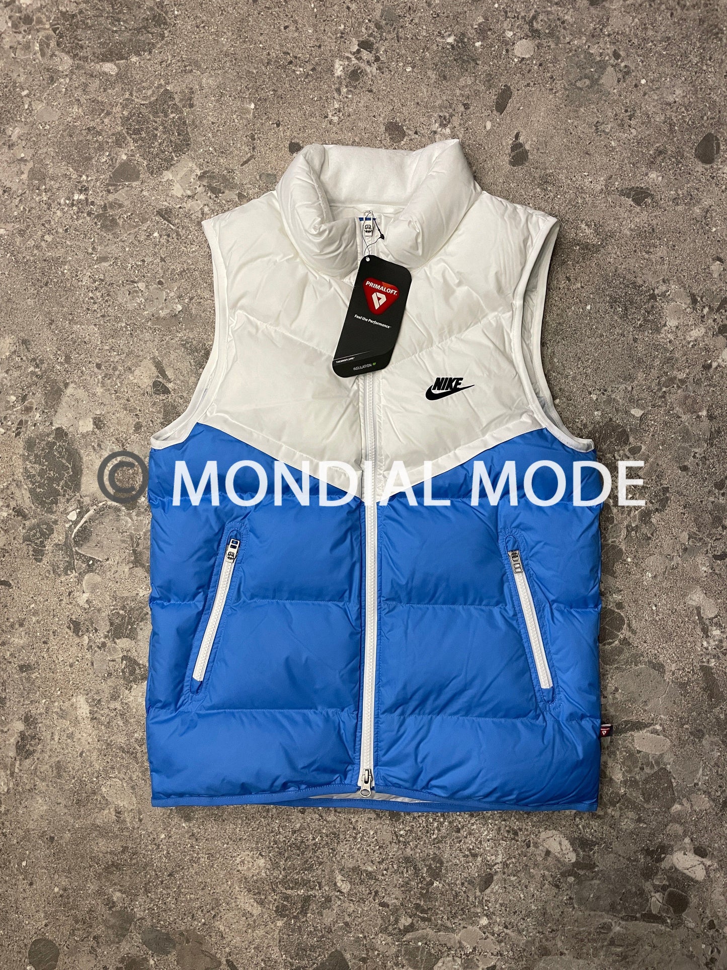NIKE FB8193-100